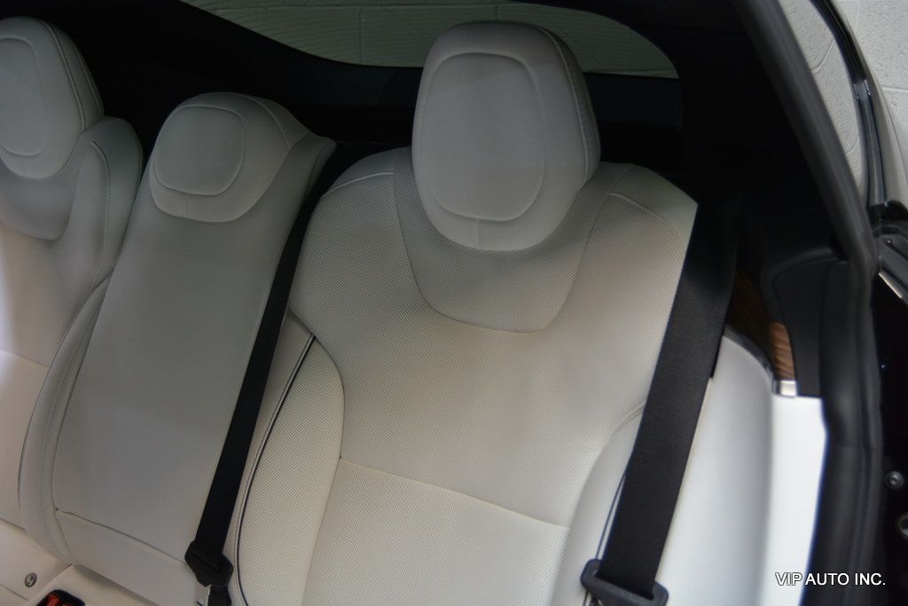 2022 Tesla Model S Plaid AWD - 23034789 - 20