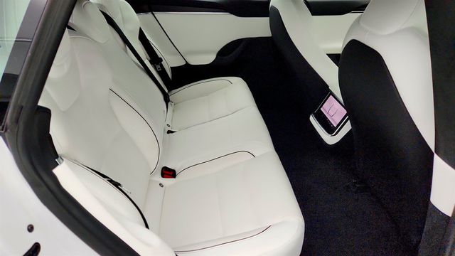 2022 Tesla Model S Plaid AWD - 22972369 - 28