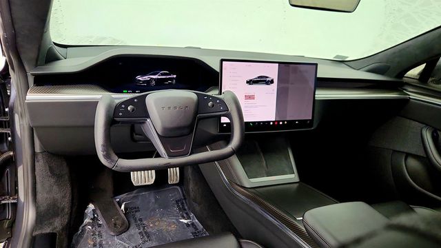 2022 Tesla Model S Plaid AWD - 23002150 - 10