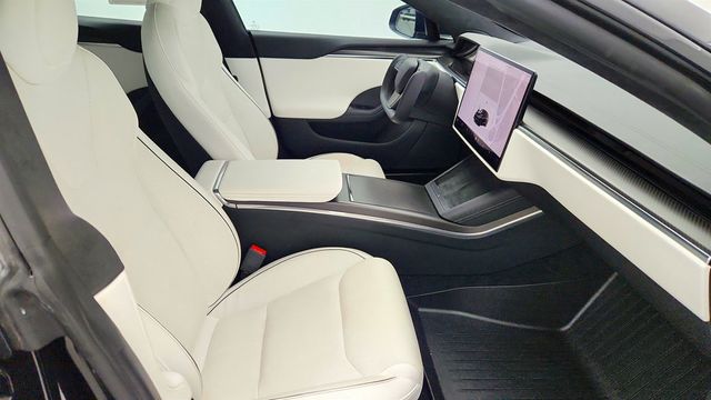 2022 Tesla Model S Plaid AWD - 23002674 - 28