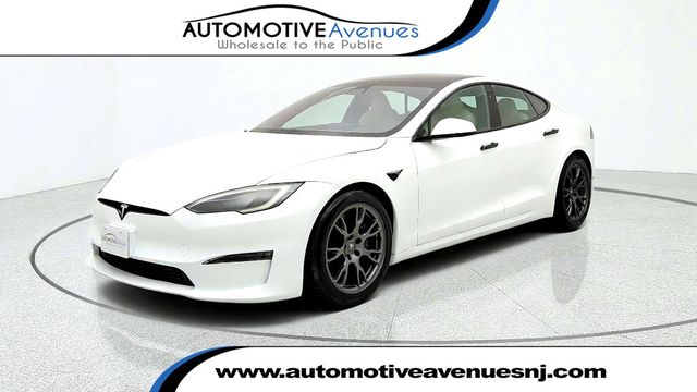 2022 Tesla Model S Plaid AWD w/ Cream Premium Interior - 23083467 - 0