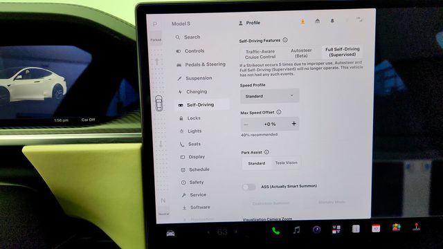 2022 Tesla Model S Plaid AWD w/ Cream Premium Interior - 23083467 - 19