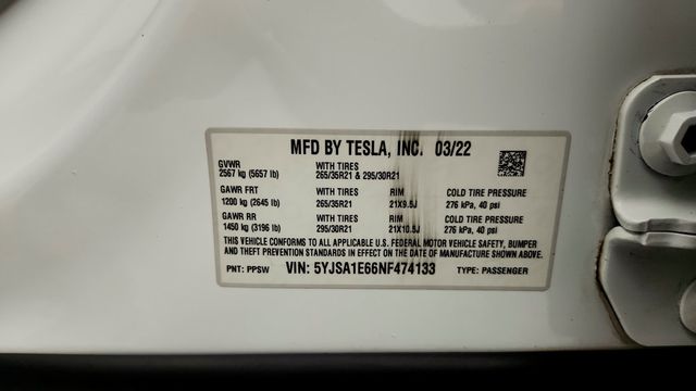 2022 Tesla Model S Plaid AWD w/ Cream Premium Interior - 23083467 - 22