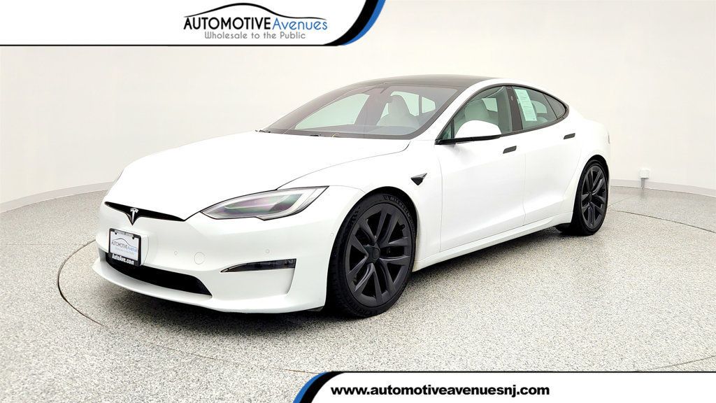 2022 Tesla Model S Plaid AWD w/ Full Self-Driving Capability & 21'' Arachnid Wheels - 22972369 | Video 1