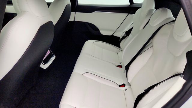 2022 Tesla Model S Plaid AWD w/ Full Self-Driving Capability & 21'' Arachnid Wheels - 22972369 - 26