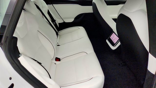 2022 Tesla Model S Plaid AWD w/ Full Self-Driving Capability & 21'' Arachnid Wheels - 22972369 - 28