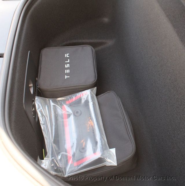 2022 Tesla Model X A LOW MILEAGE PLAID WITH ALL THE BELLS AND WHISTLES - 22405540 - 41