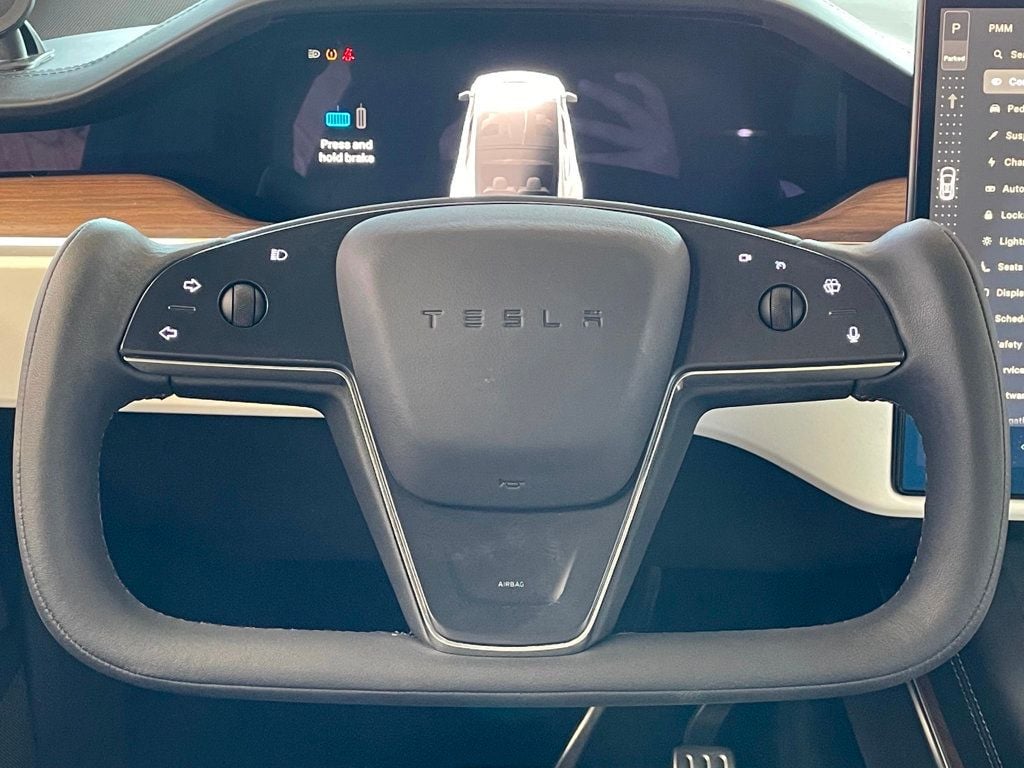 2022 Tesla Model X photo 33