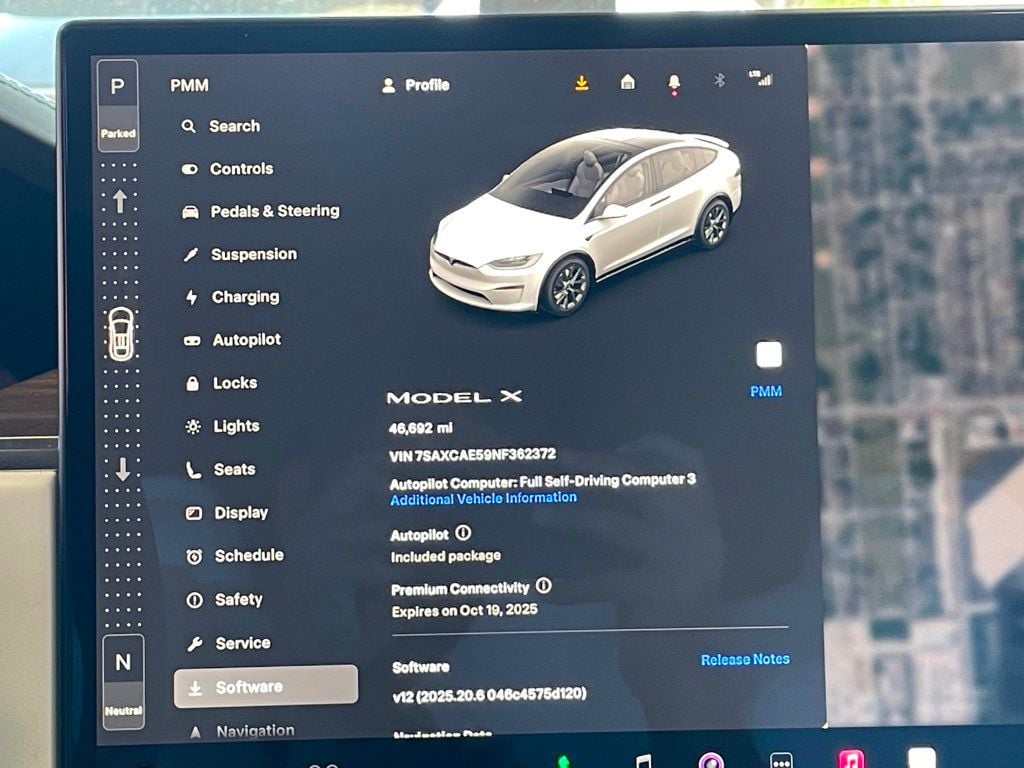 2022 Tesla Model X photo 37