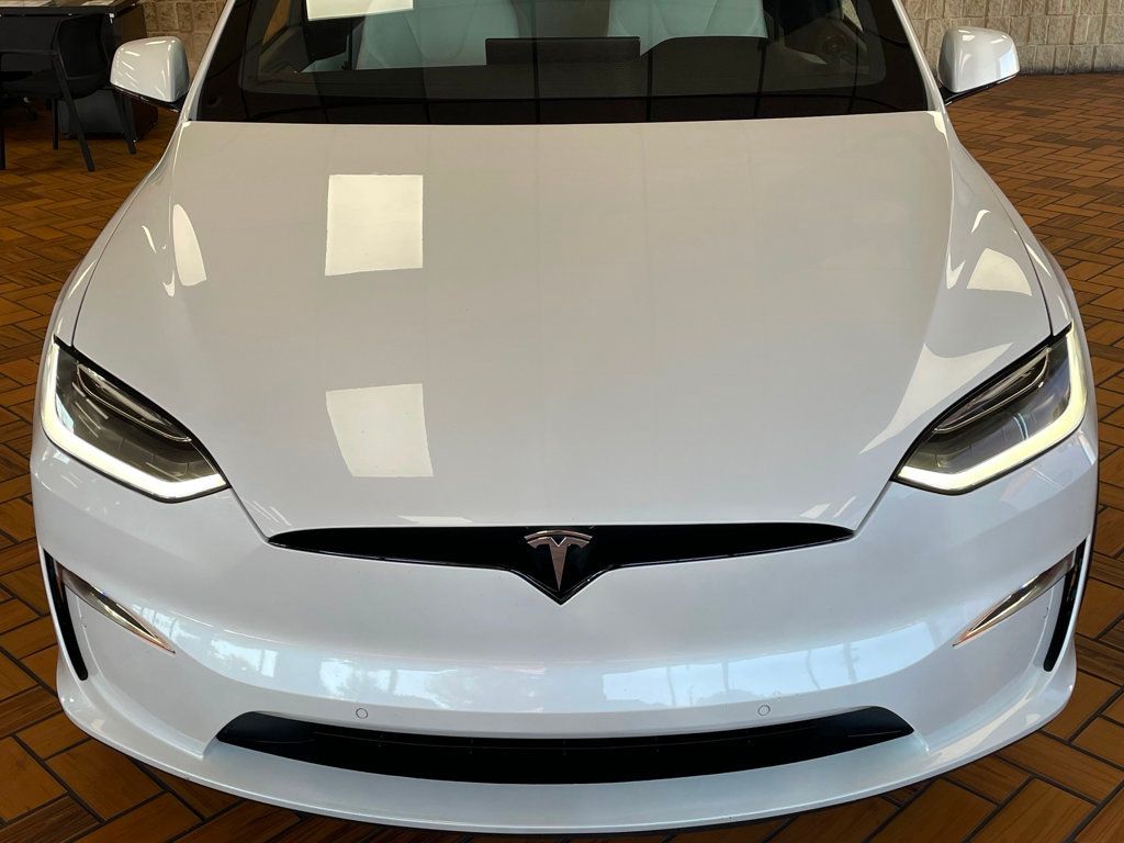 2022 Tesla Model X photo 5