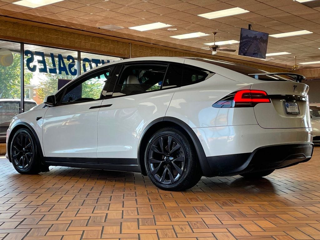 2022 Tesla Model X photo 9