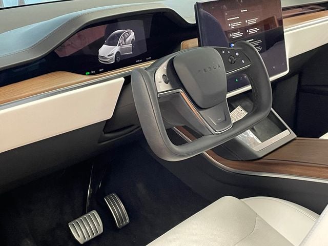 2022 Tesla Model X AWD - 22968185 - 12