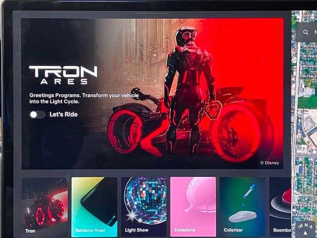 2022 Tesla Model X AWD - 22968185 - 40