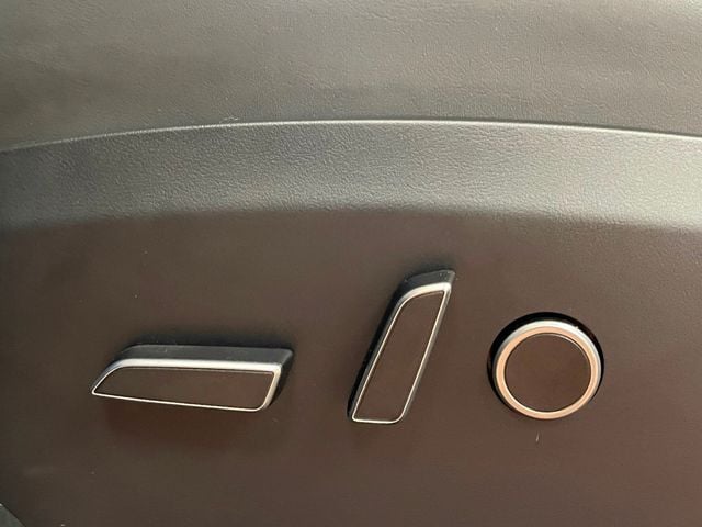 2022 Tesla Model X AWD - 22969361 - 13