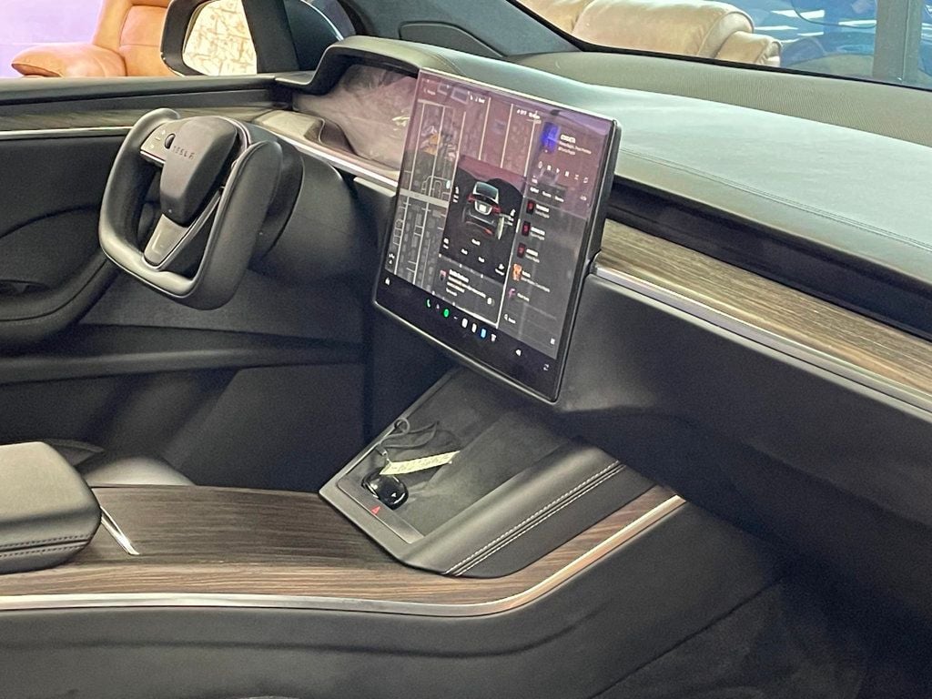 2022 Tesla Model X AWD - 22969361 - 26