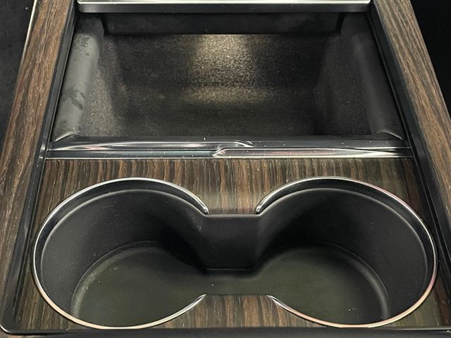 2022 Tesla Model X AWD - 22969361 - 46