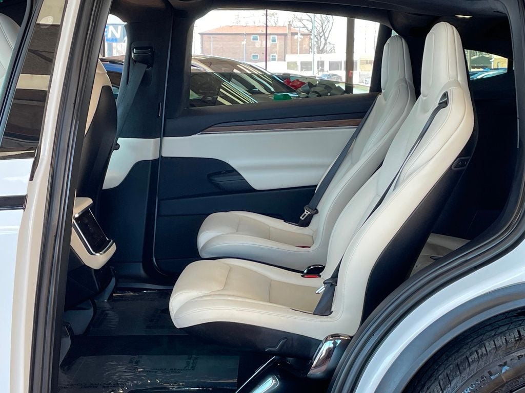 2022 Tesla Model X AWD - 23000716 - 18