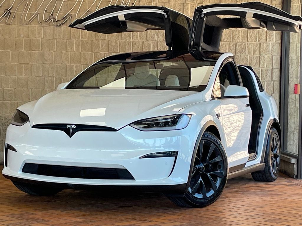 2022 Tesla Model X AWD - 23000716 - 1