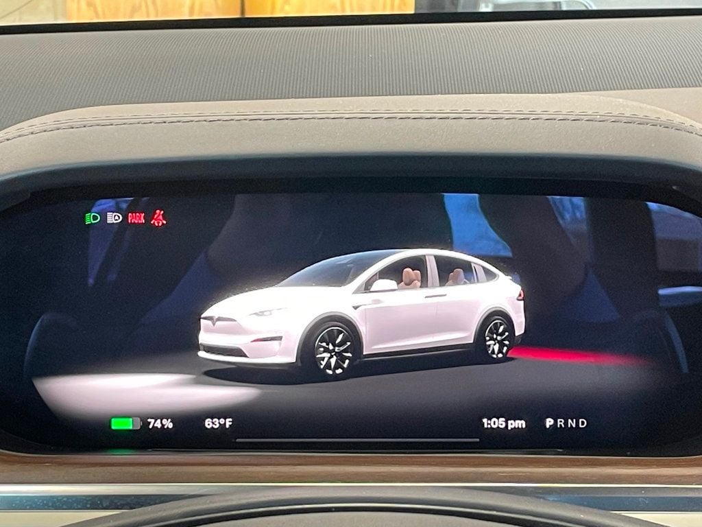 2022 Tesla Model X AWD - 23000716 - 38