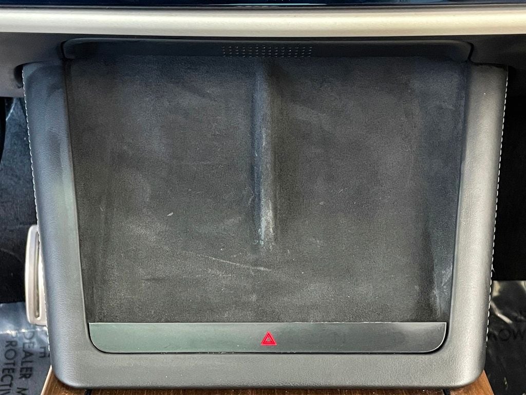 2022 Tesla Model X AWD - 23000716 - 52