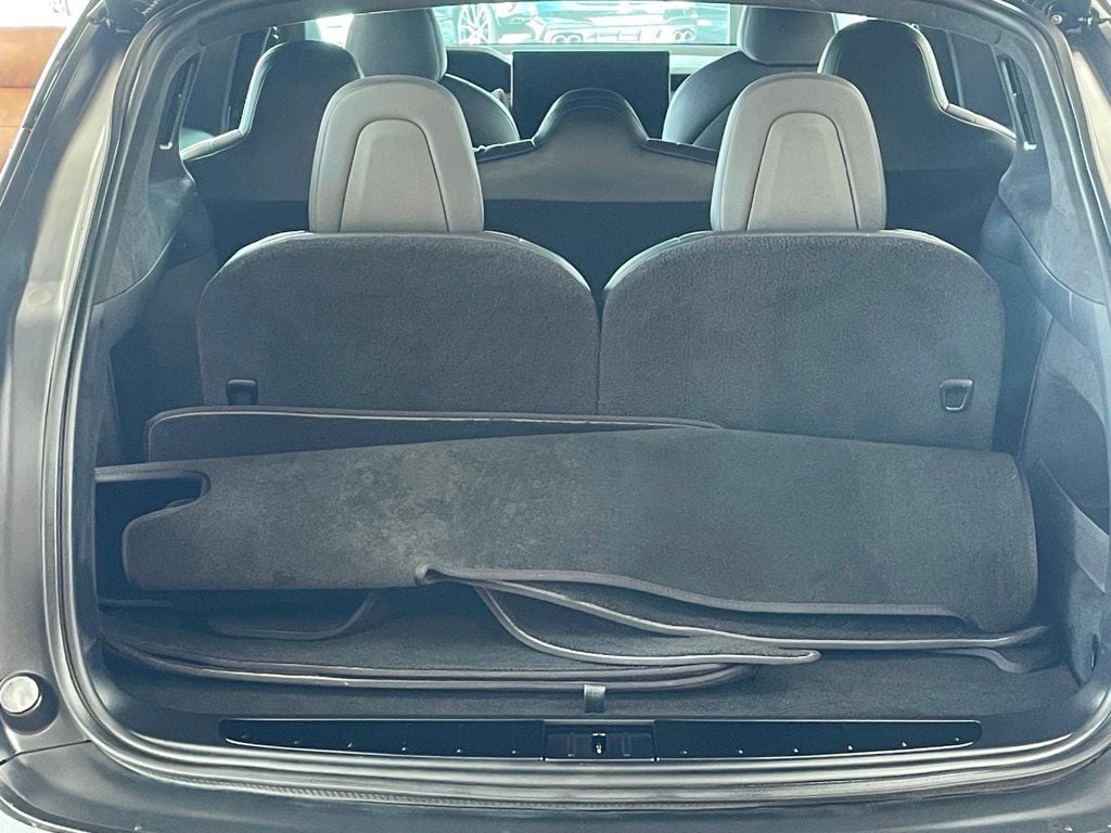 2022 Tesla Model X AWD - 23062350 - 11