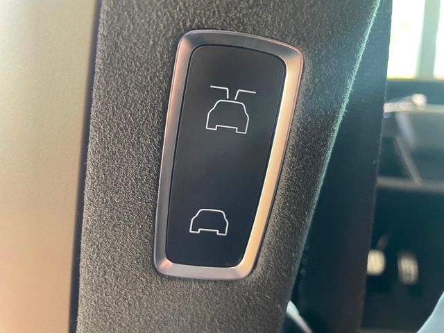 2022 Tesla Model X AWD - 23062350 - 26