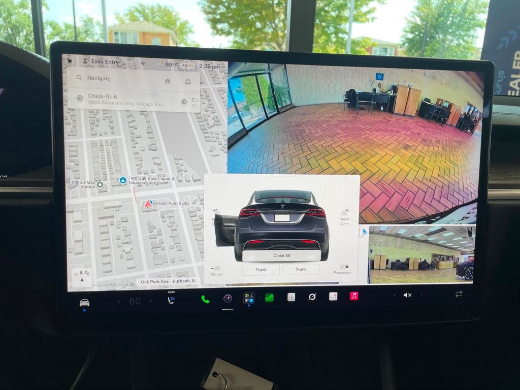 2022 Tesla Model X AWD - 23062350 - 39