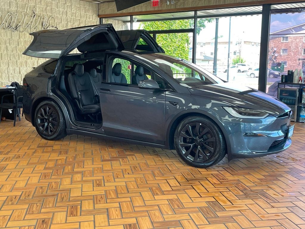 2022 Tesla Model X AWD - 23062350 - 6