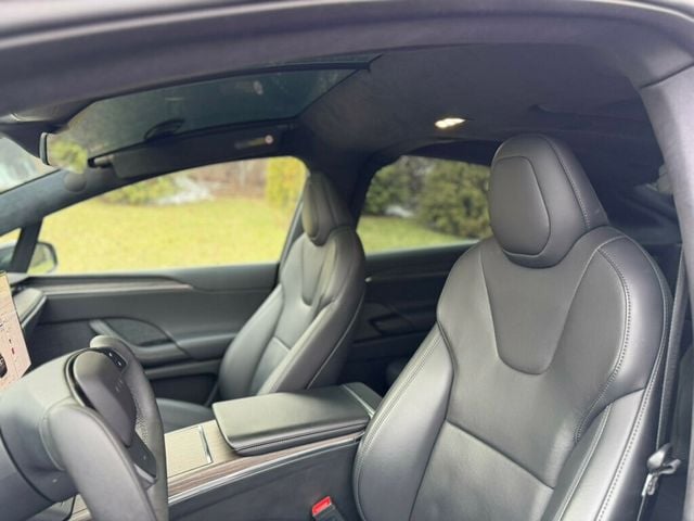 2022 Tesla Model X AWD - 22991673 - 13