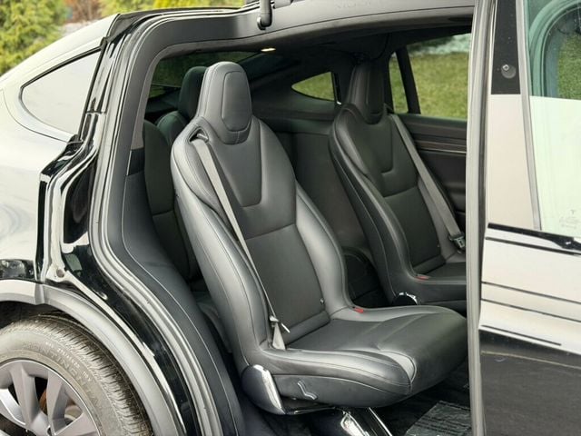 2022 Tesla Model X AWD - 22991673 - 18
