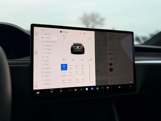 2022 Tesla Model X AWD - 22991673 - 26