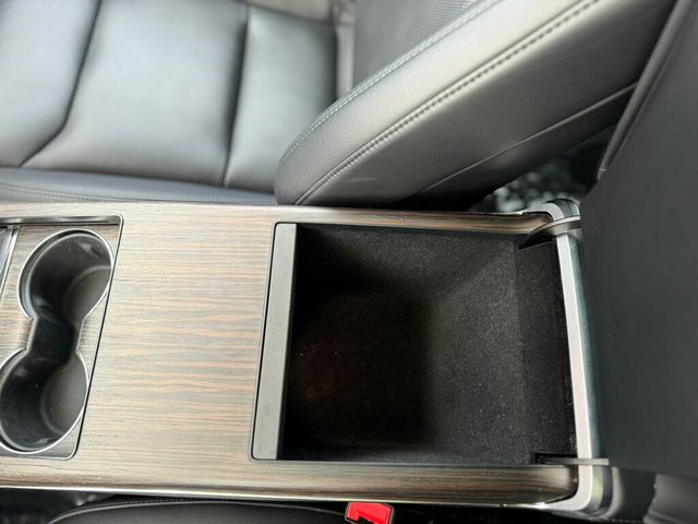 2022 Tesla Model X AWD - 22991673 - 35