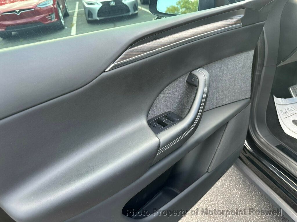 2022 Tesla Model X photo 6
