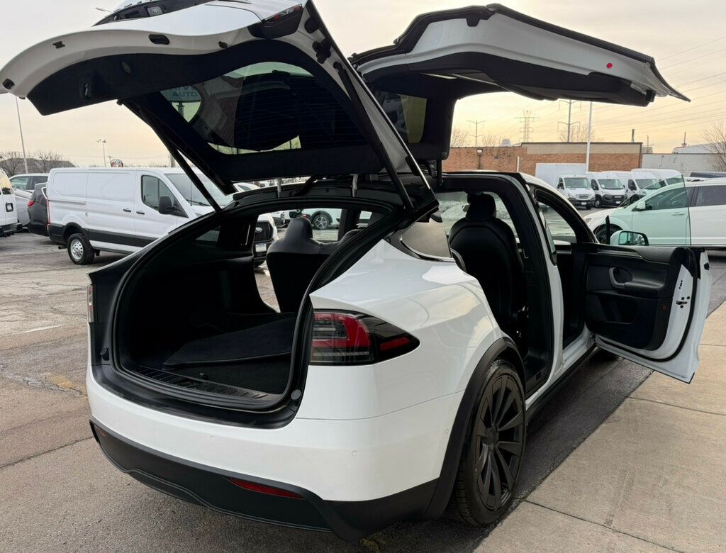 2022 Tesla Model X AWD - 22962311 - 38