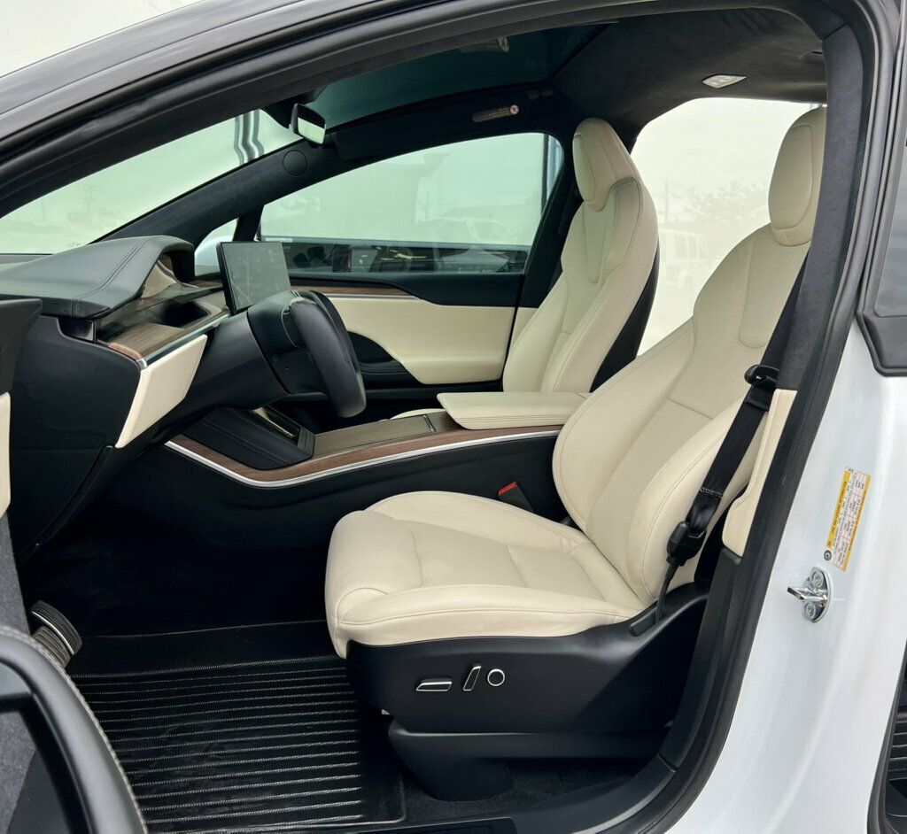 2022 Tesla Model X AWD - 23072801 - 14