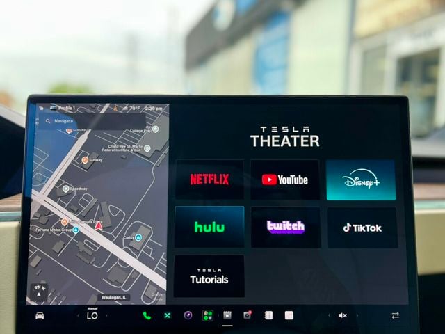 2022 Tesla Model X AWD - 23072801 - 23