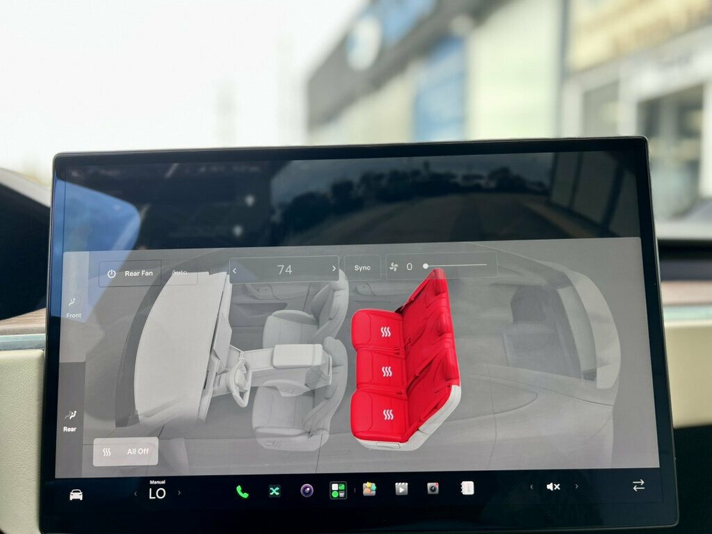 2022 Tesla Model X AWD - 23072801 - 26