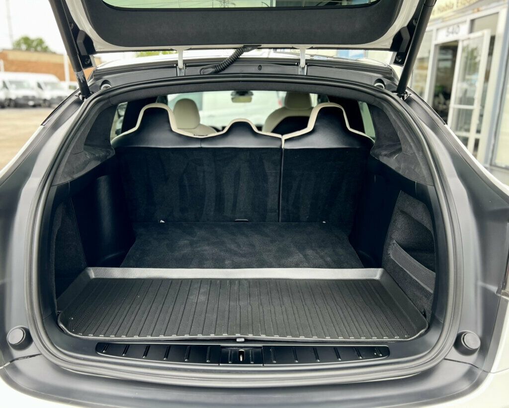 2022 Tesla Model X AWD - 23072801 - 8