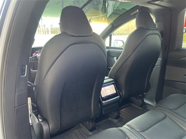 2022 Tesla Model X photo 15