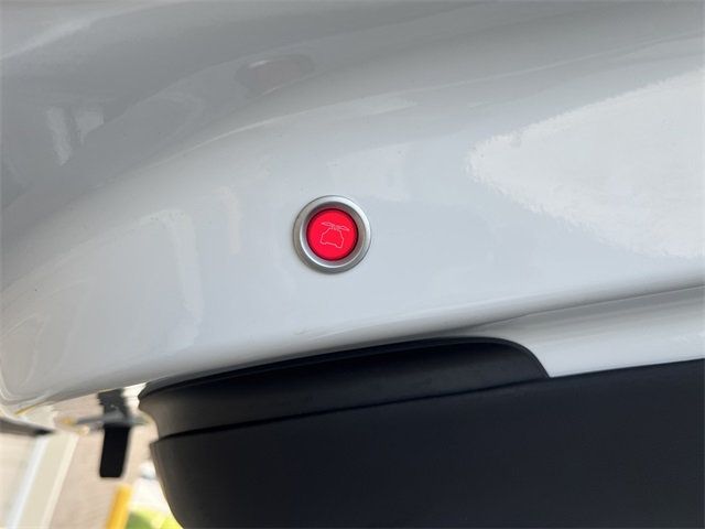 2022 Tesla Model X photo 16