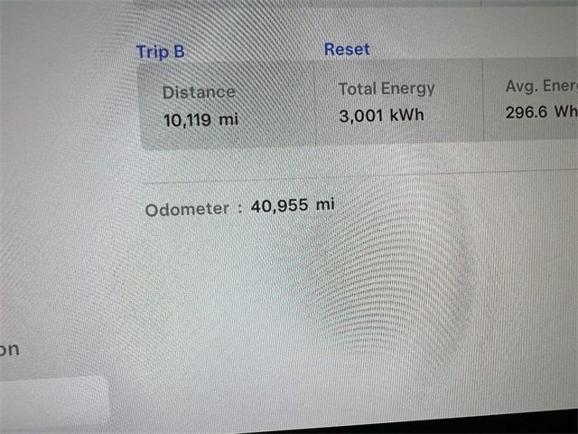 2022 Tesla Model X photo 22