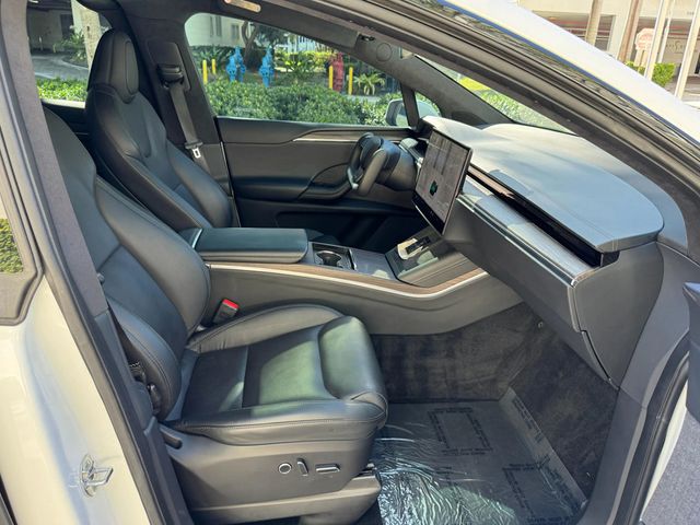 2022 Tesla Model X AWD - 22943570 - 9