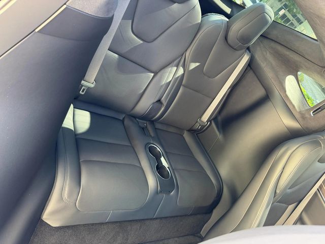 2022 Tesla Model X AWD - 22943570 - 13