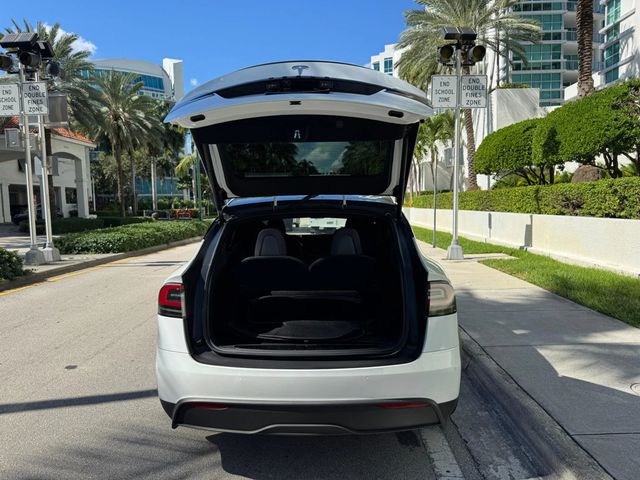 2022 Tesla Model X AWD - 22943570 - 14