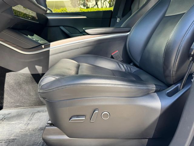 2022 Tesla Model X AWD - 22943570 - 26