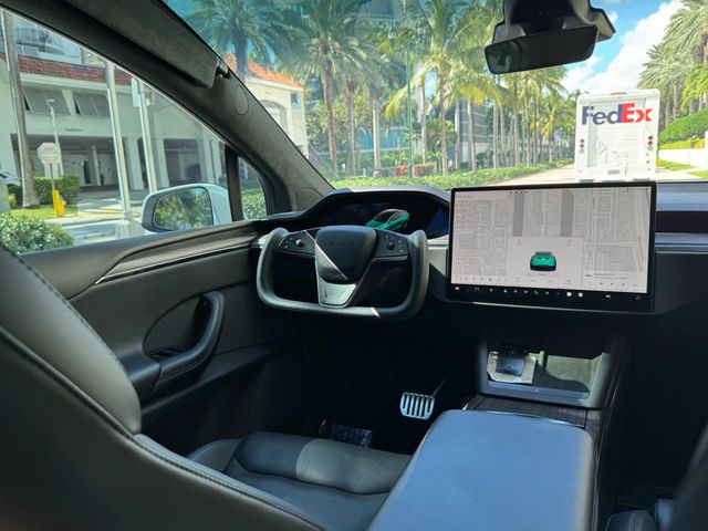 2022 Tesla Model X AWD - 22943570 - 32