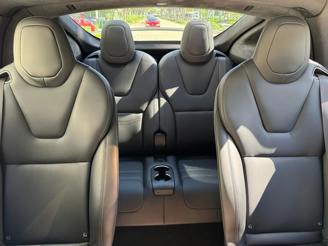 2022 Tesla Model X AWD - 22943570 - 34