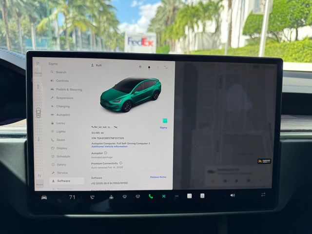 2022 Tesla Model X AWD - 22943570 - 37