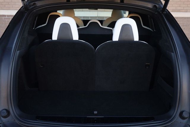 2022 Tesla Model X AWD - 23097623 - 17