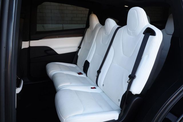 2022 Tesla Model X AWD - 23097623 - 26